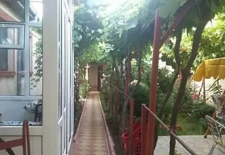 Amalia House בית הארחה