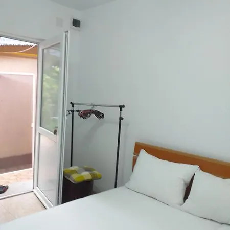 Amalia House